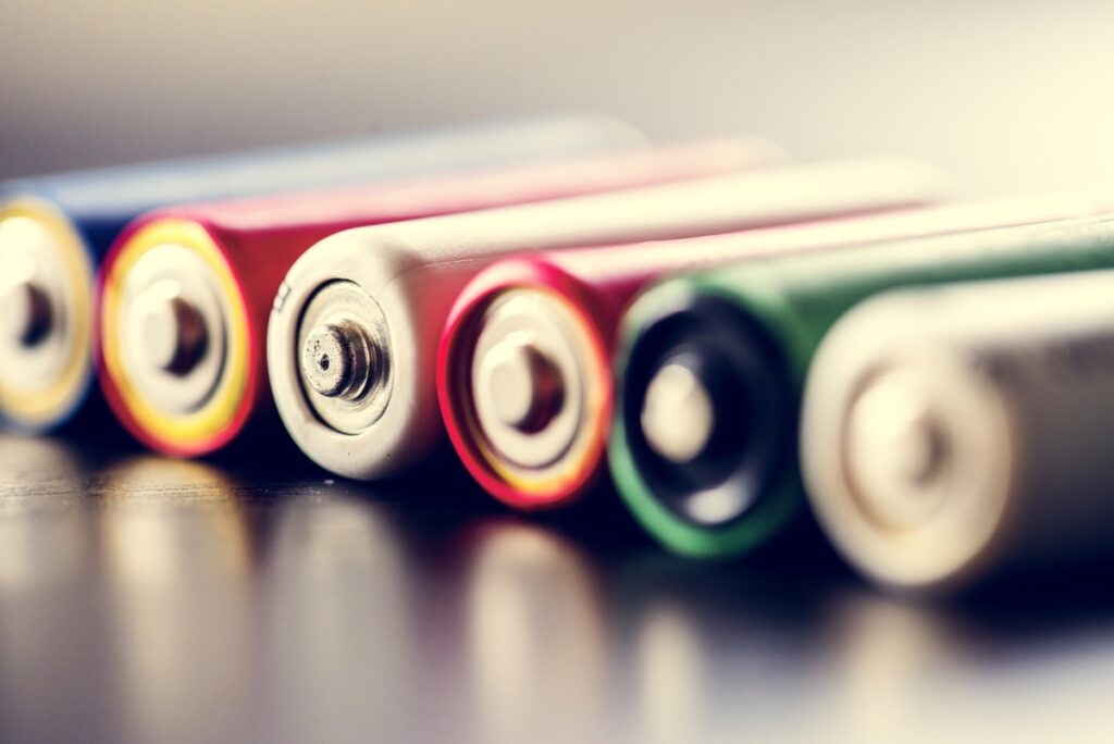 Jak wybrać odpowiedni typ baterii do Twojego urządzenia?
